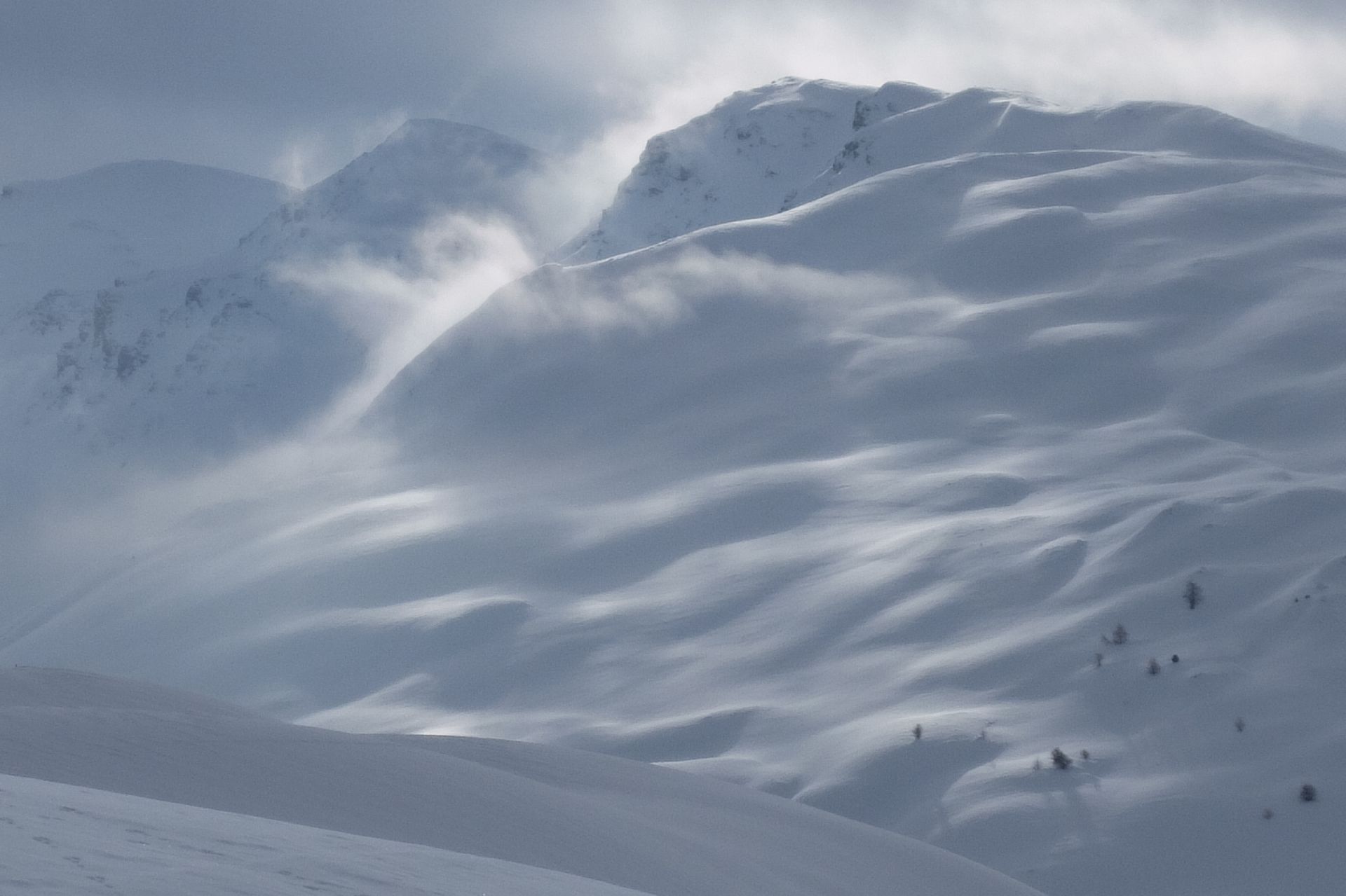 Yoga raquette dans les lumineuses vallées du Briançonnais -6570a35091fe3: /